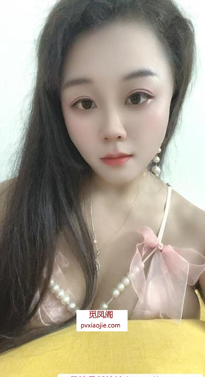 白云风韵骚妇