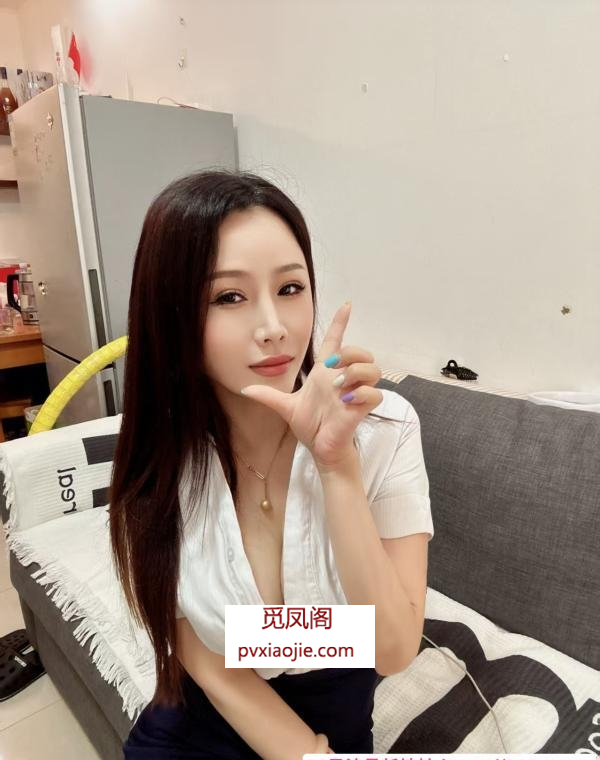 美腿骚丝小雅