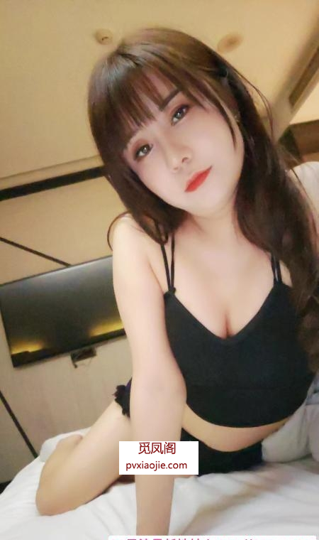 白云静静