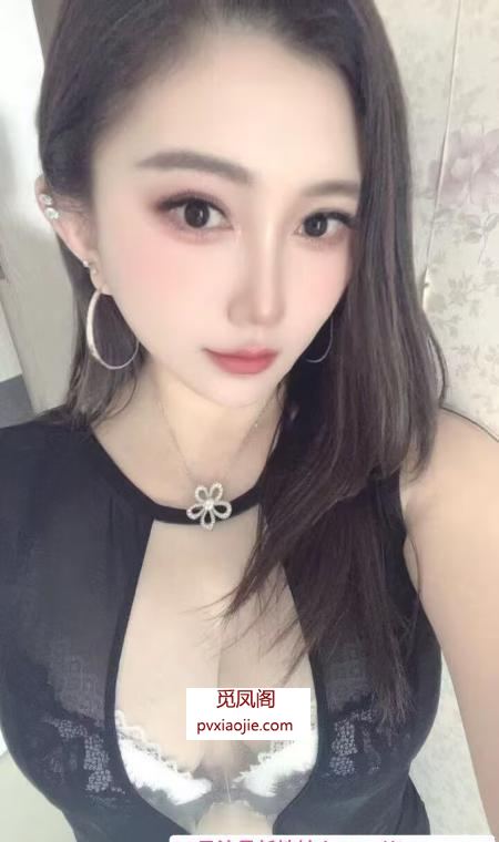 肤白大波少妇