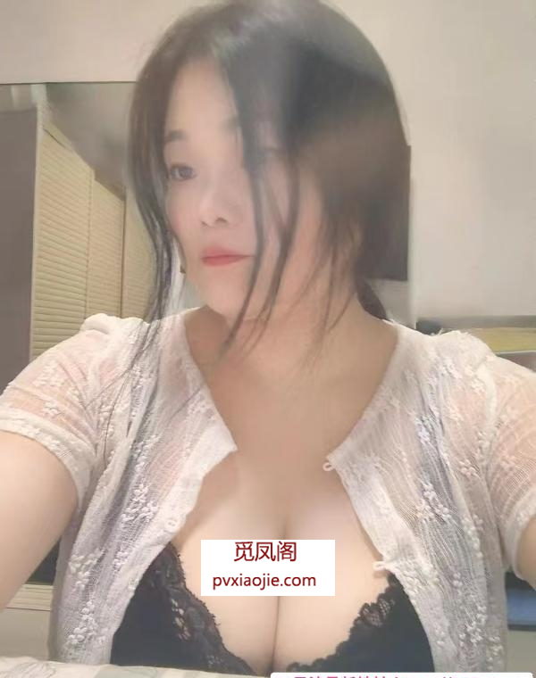 青年城大波服务系妹子