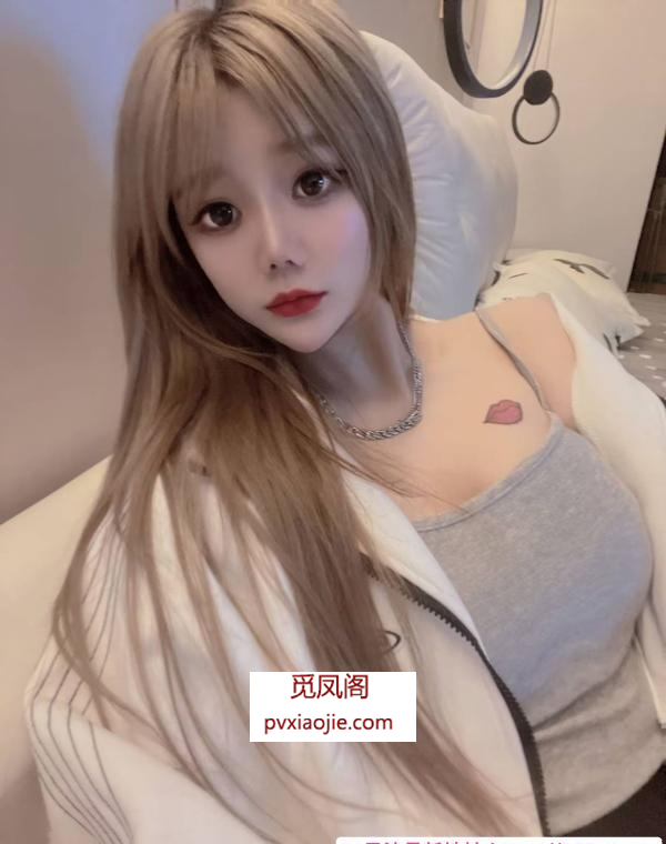 崇川骚货小美