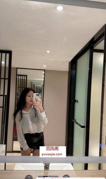 性感纯欲娜美宝安