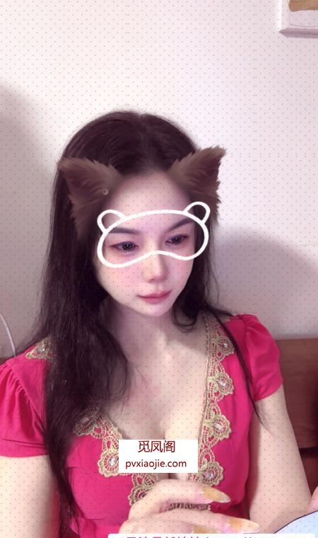 迷人小少妇