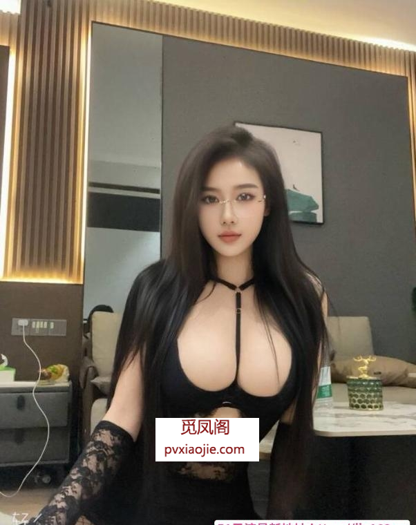 丰满大胸白苏