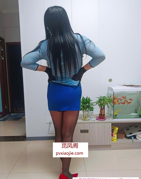 性感包臀少妇