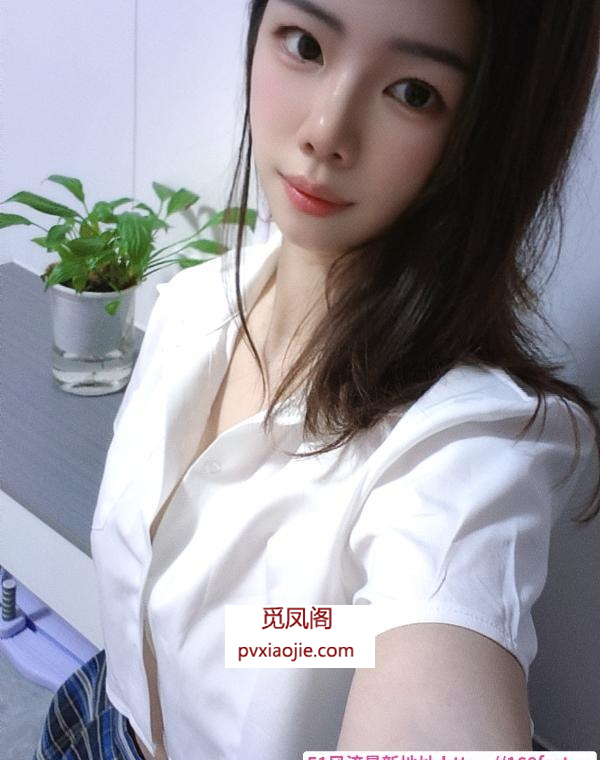 大屁股少妇