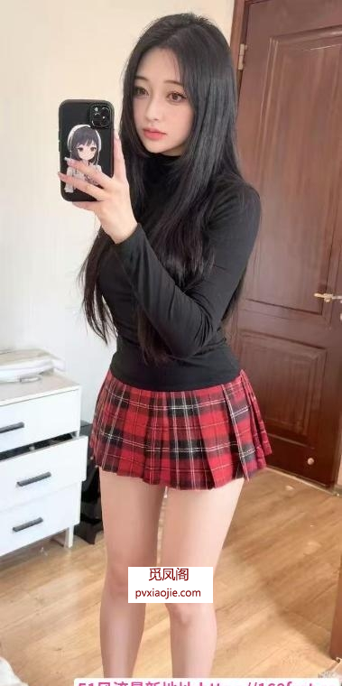 白嫩女友感月亮