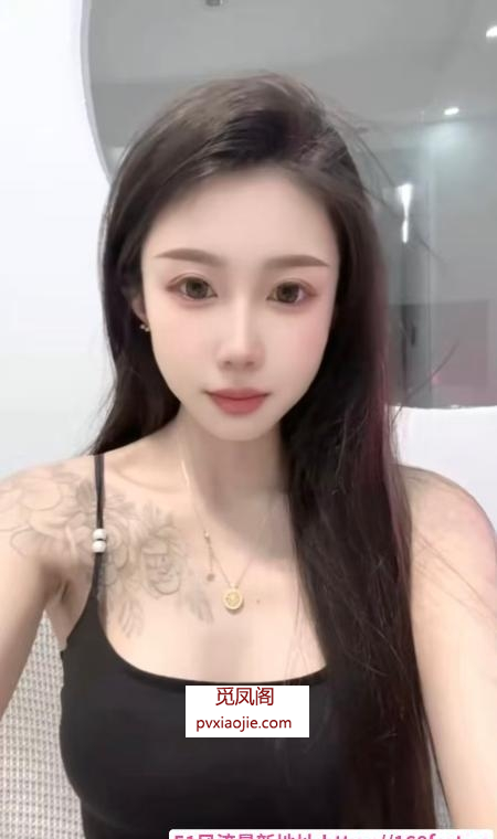 大胸诱惑俏佳人