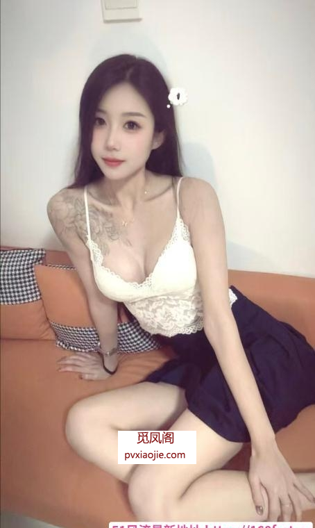 大胸诱惑俏佳人