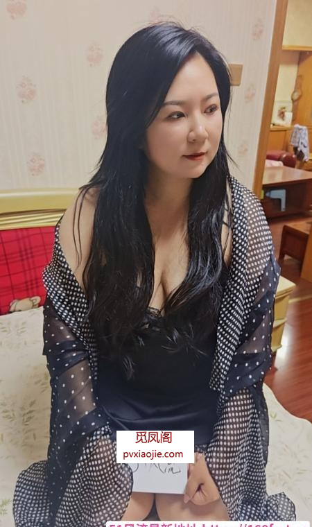 西青肥臀熟女