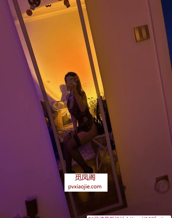 BB超会夹的骚妇